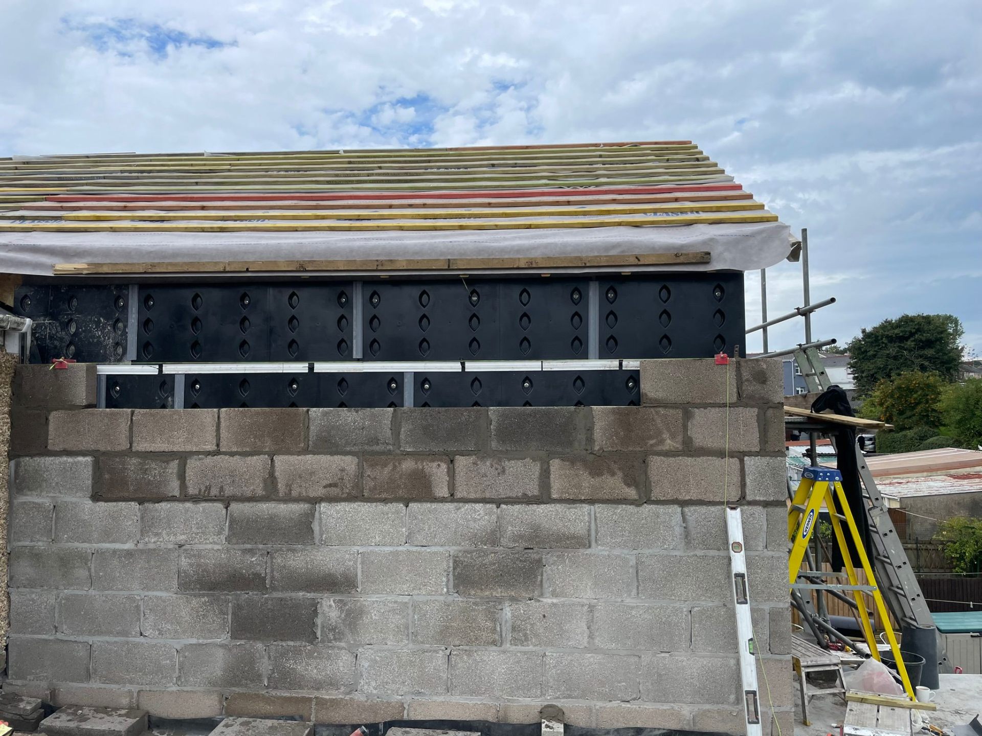 New build roof battens and ventilation membrane installation